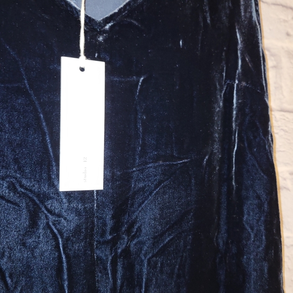 Studio 412 Navy Velvet Knee Length Midi Dress Size XS - Picture 8 of 9